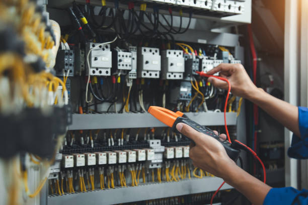 Best Emergency Electrician Near Me  in Decorah, IA